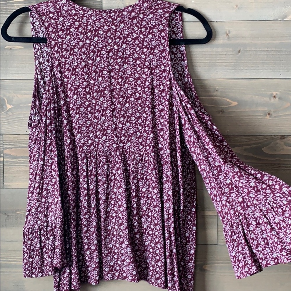 Cold shoulder floral shirt